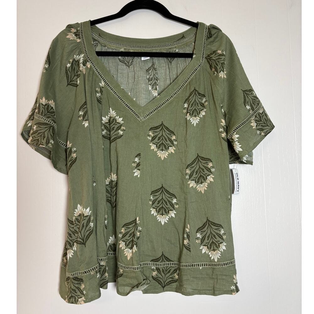 Old Navy BNWT XL Womens Loose Fit V Neck Feather Leaf Pattern Short Sleeve Top